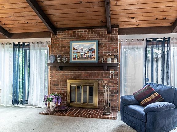5th image of 6921 Montfort Dr
