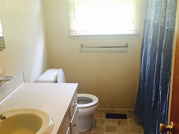 5th image of 1702 Patrick Avenue