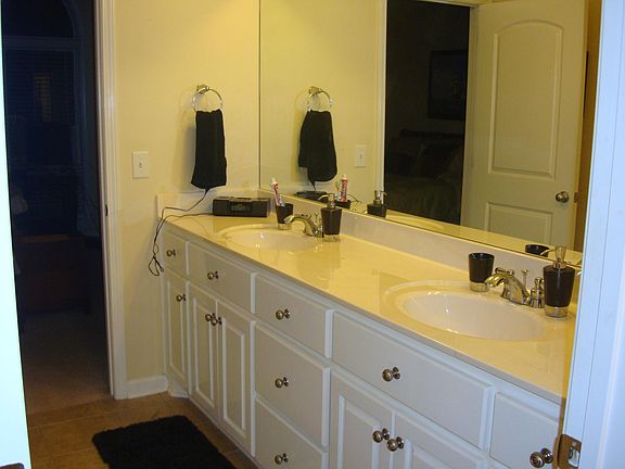 Jack and Jill Bathroom 