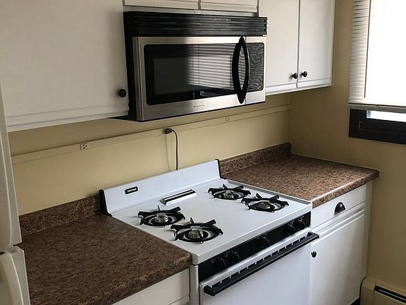 5th image of 3535 Bryant Ave S APT 405