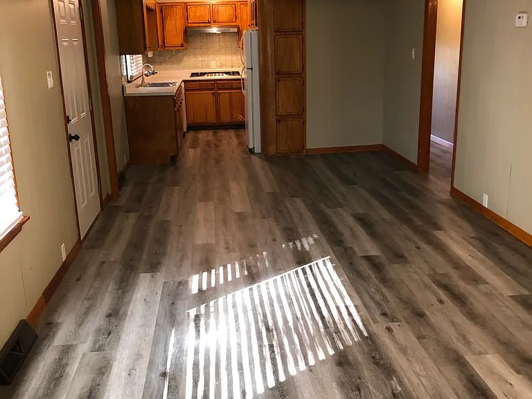 1203 Benton Ave — Photo 5