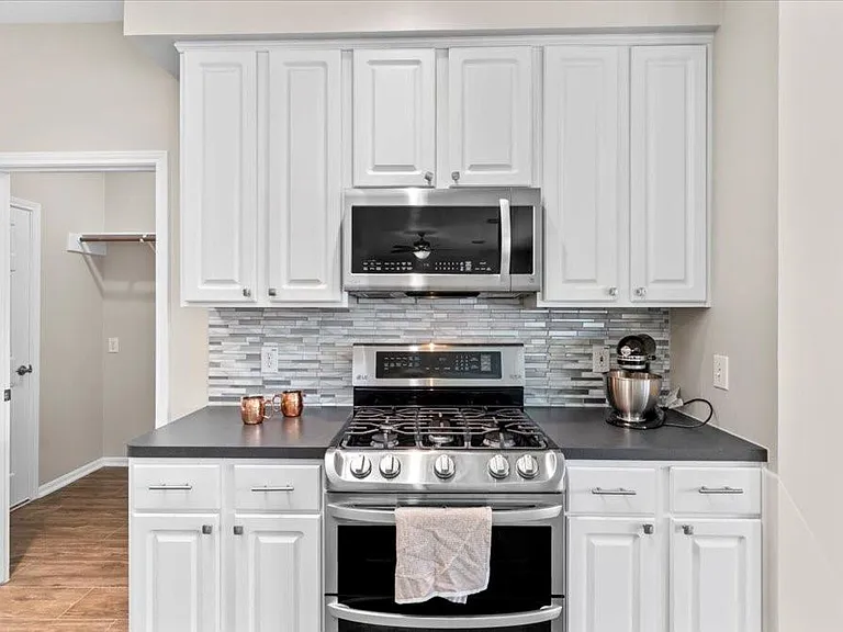 9722 Therrell Dr — Photo 10