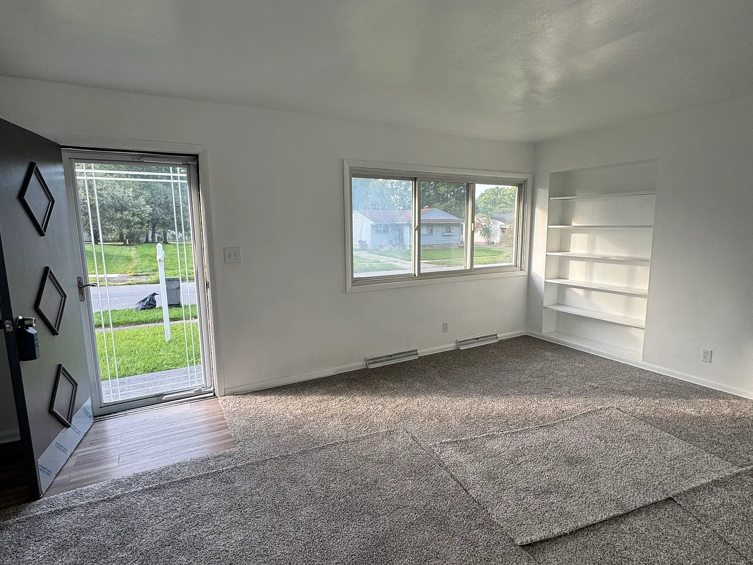 3 bed, 1728 sqft, $1,350 — Photo 3