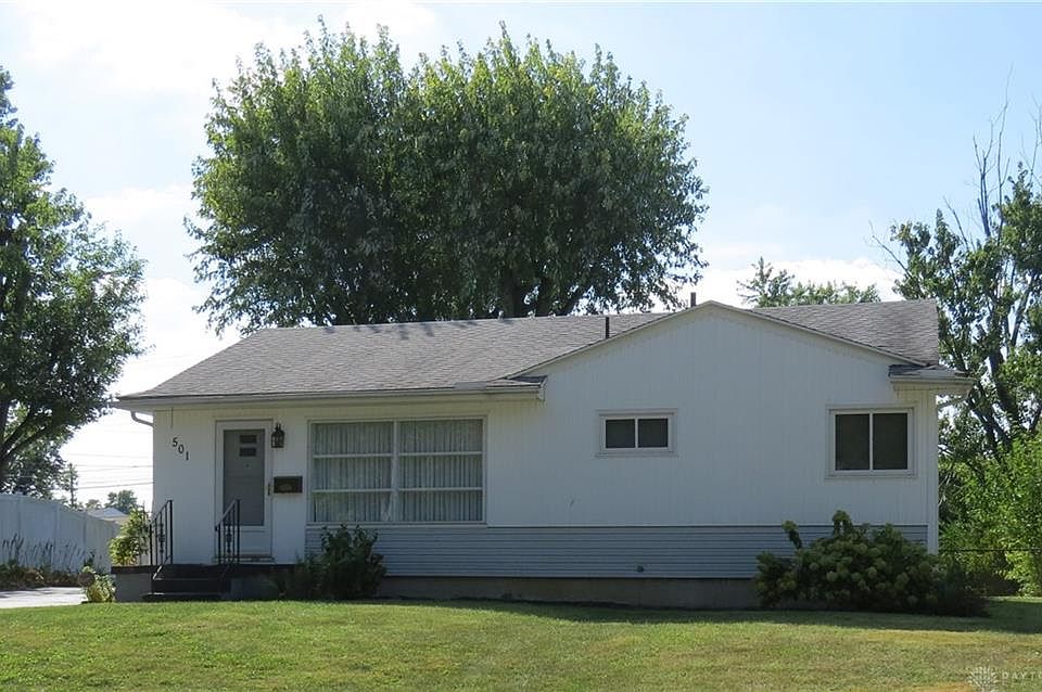 1st image of 501 Dundee Cir