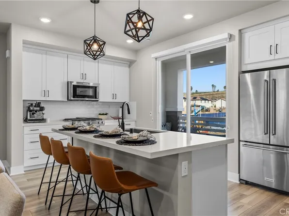1488 Sunrise Ln, San Pedro, CA 90732