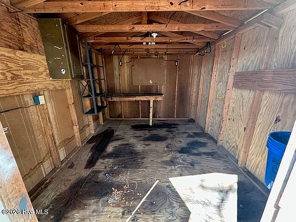 4th image of 511 Dogwood Dr