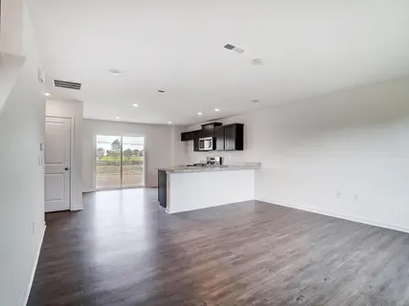 16 Cider Mill Dr, Ashville, OH