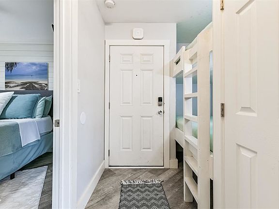3rd image of 9520 Seawall Blvd APT 233