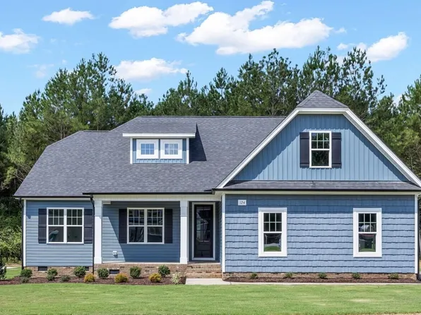 124 Freedom Ridge Dr, Smithfield, NC 27577