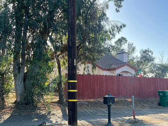 3rd image of 8144 Road 128