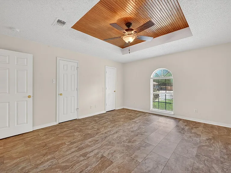 3225 Hollycreek — Photo 9