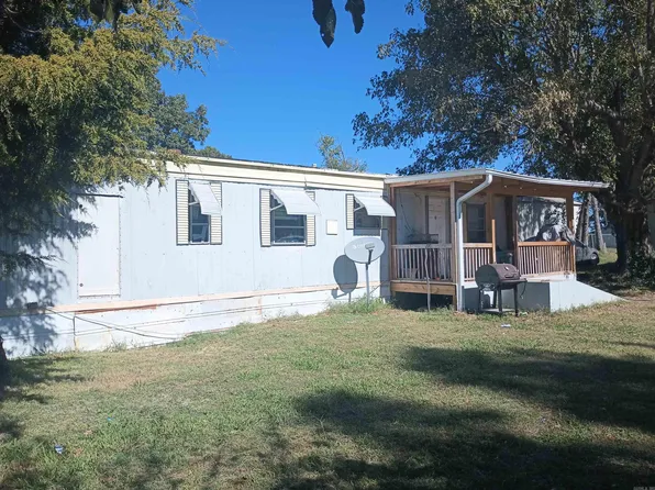 302 W Main St, Marmaduke, AR 72443