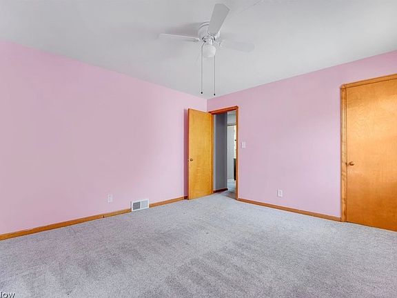 4th image of 2816 Parklane Dr #1
