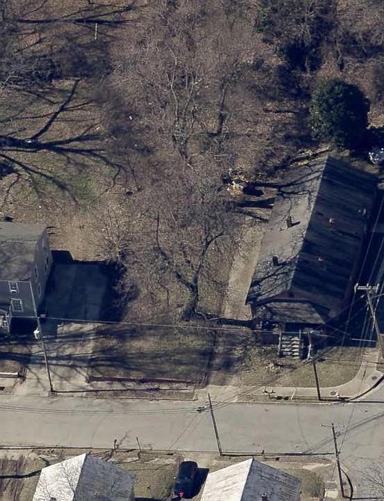 2nd image of 402 Walnut St #19
