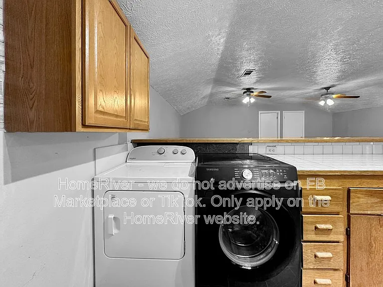 119 Elder St #D — Photo 6