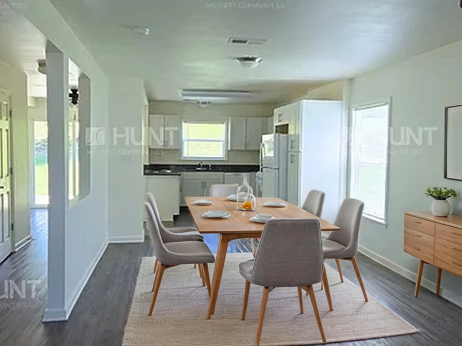 4 bed, 2.5 bath, 1419 sqft, $2,628 — Photo 2