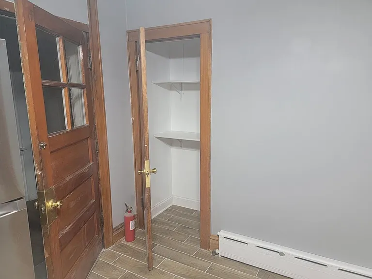 5246 W School St #1 — Photo 28
