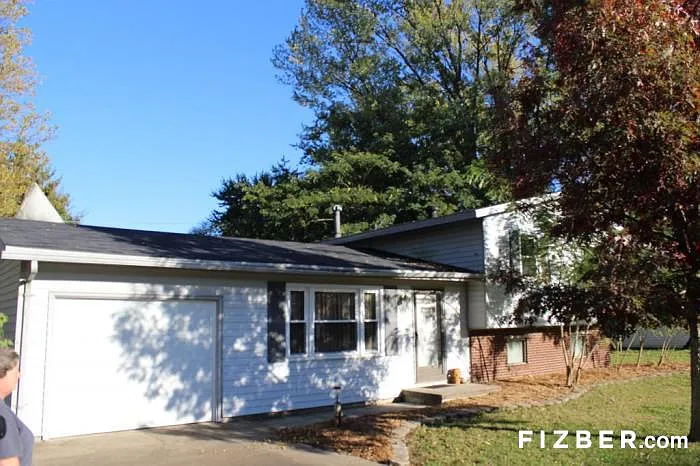 314 N Barclay Dr photo 1