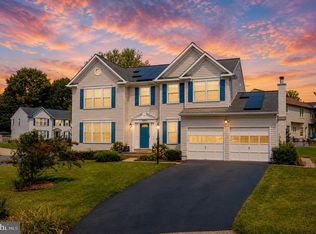 14850 Crotona Ct, Woodbridge, VA 22193