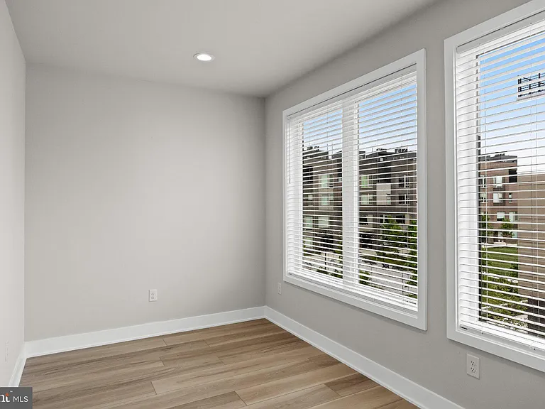 2150 Northbank Pl #143 — Photo 16
