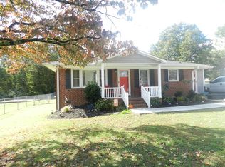 208 W 9th St, Gaffney, SC 29340