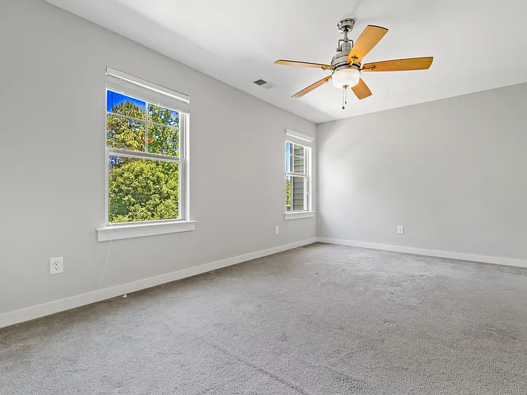 6258 Pesta Ct — Photo 9