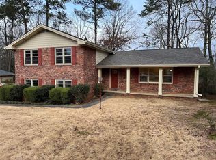 951 Bingham Ln, Stone Mountain, GA 30083