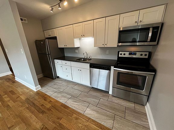 5th image of 7528 Penn Ave APT 10
