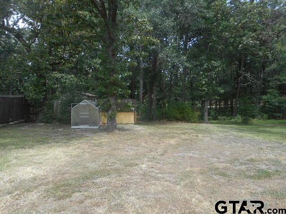 3rd image of 8762 Pheasant Dr