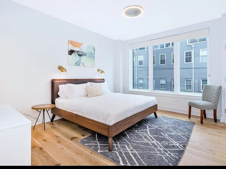 1101 Grand St #302 — Photo 16