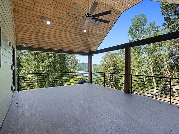 4th image of 2405 Shoreside Dr