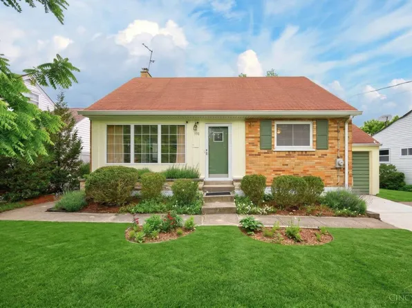998 Vacationland Dr, Cincinnati, OH 45231