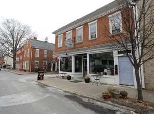 27 Middle St, Newburyport, MA 01950