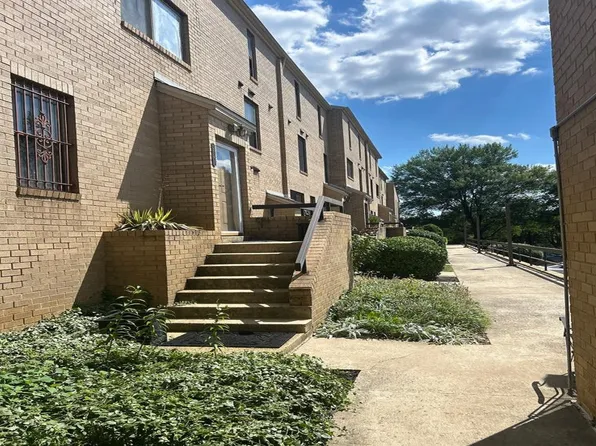2741 31st Pl NE, Washington, DC 20018