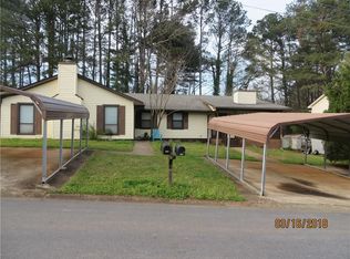 114 Jennifer Ln, Atlanta, GA 30328