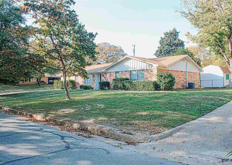 1st image of 800 Pam Dr