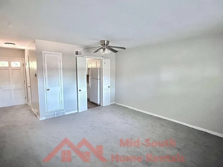 25 N Idlewild St #10 — Photo 5