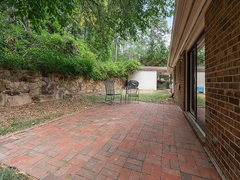 705 Shady Lawn Rd — Photo 20