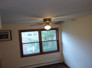4627 Eberly Ave APT 2N, Brookfield, IL 60513