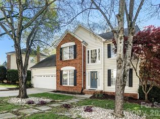 6239 Skyline Dr, Charlotte, NC 28269