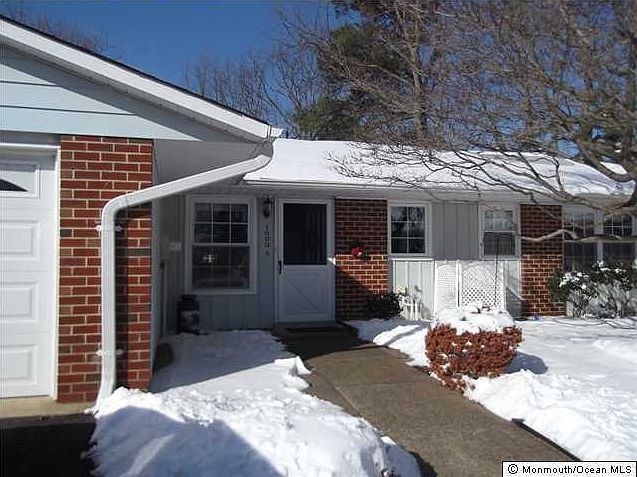 1st image of 1000 Argyll Circle #A