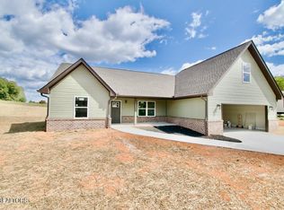 1486 E Brown School Rd, Maryville, TN 37804