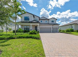 19533 The Place Blvd, Estero, FL 33928