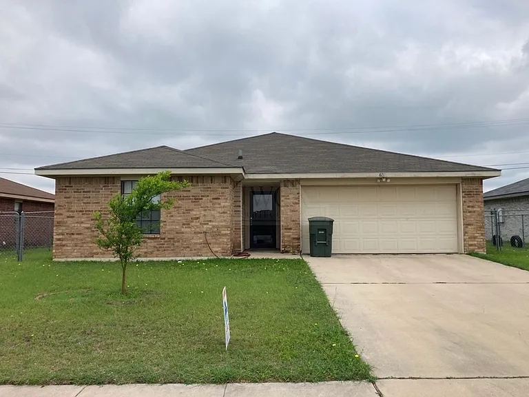 621 Deloris Dr — Photo 2