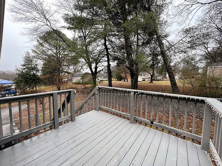 11518 Midhurst Dr — Photo 24