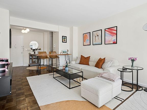 3rd image of 401 E 65th St APT 9C