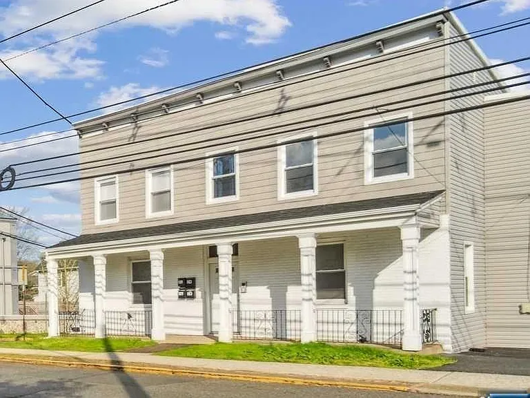 143 Valley Rd — Photo 2
