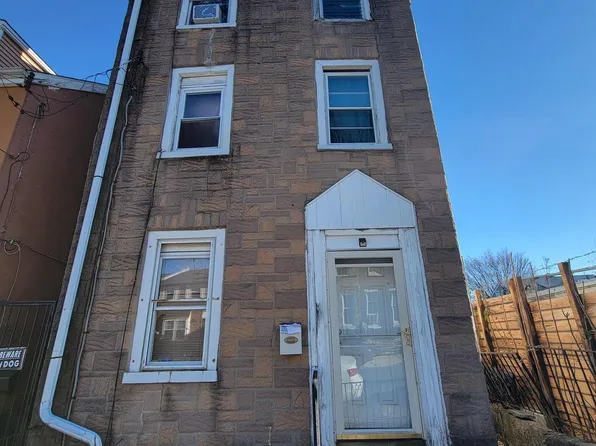 4617 Lesher St, Philadelphia, PA 19124