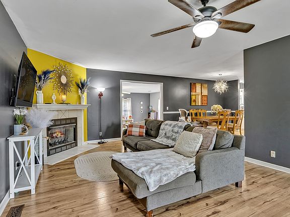 5th image of 104 Patton Ct