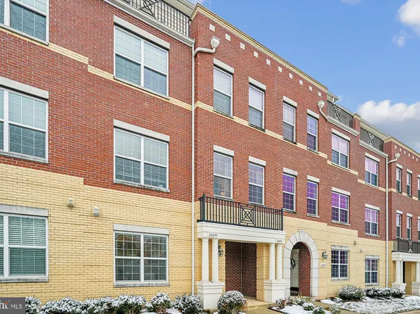 22675 Beacon Crest Ter, Ashburn, VA 20148